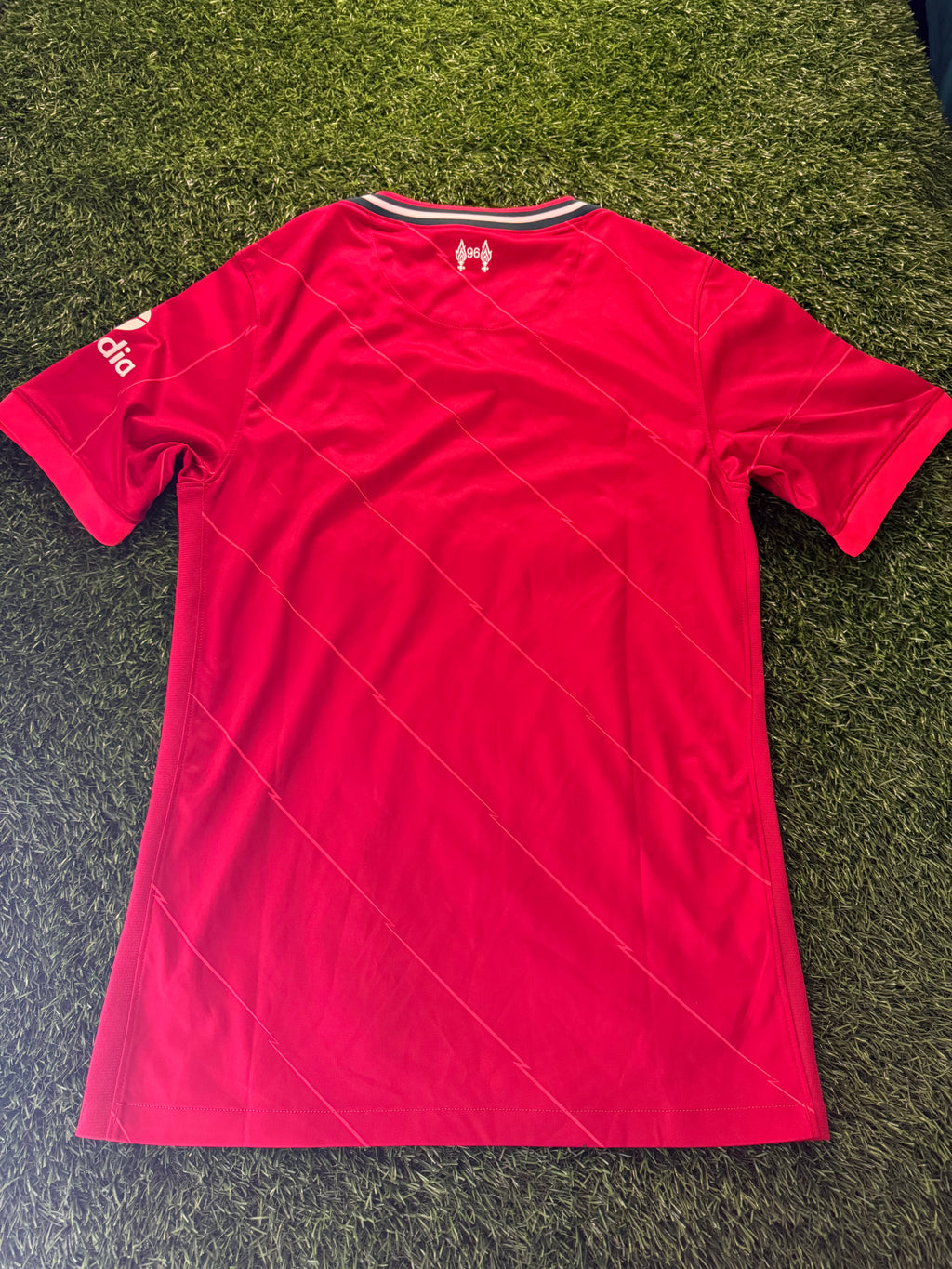 Liverpool 2021/22 Home Jersey