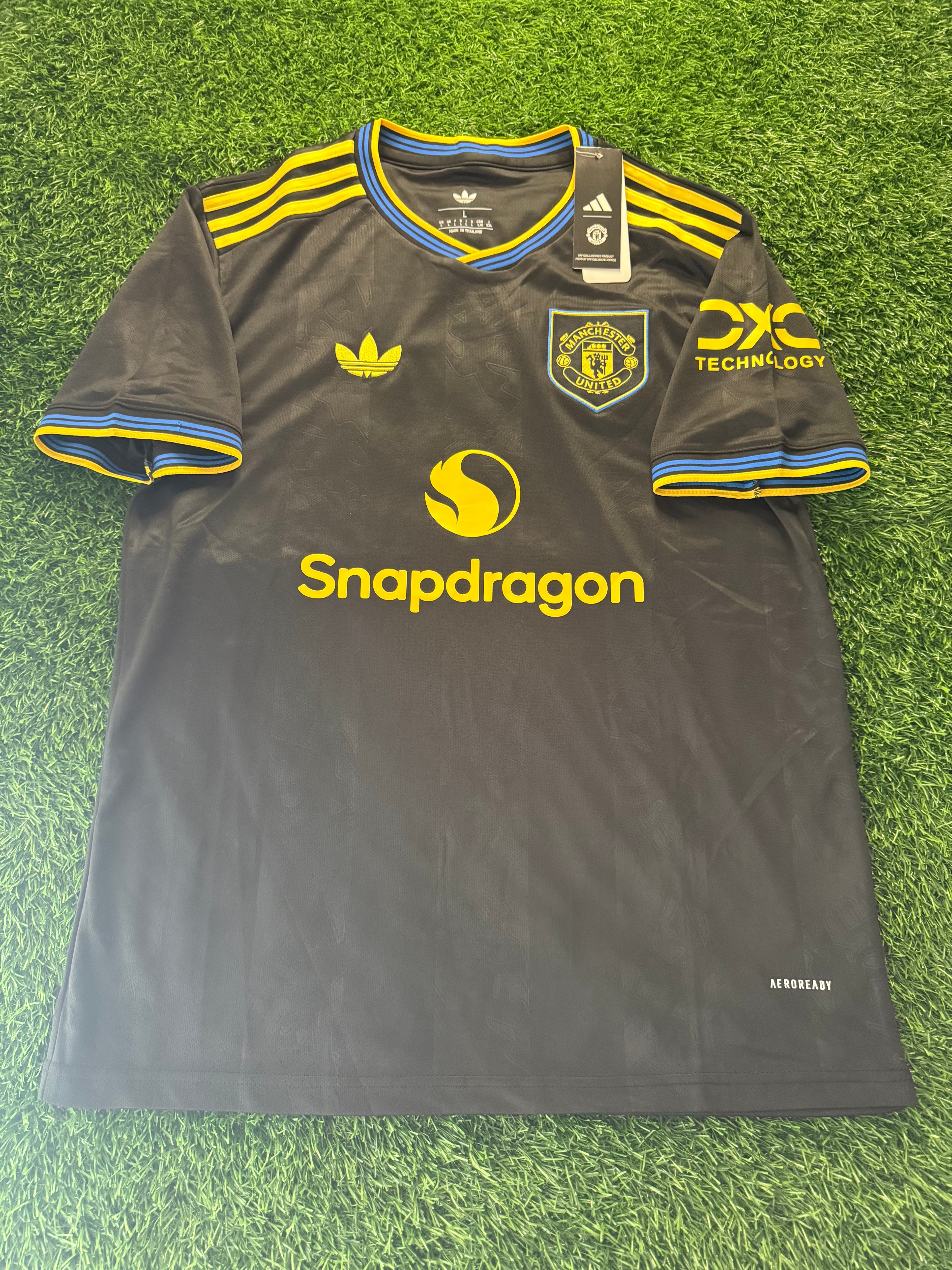 Manchester United 2025/26 Third Jersey