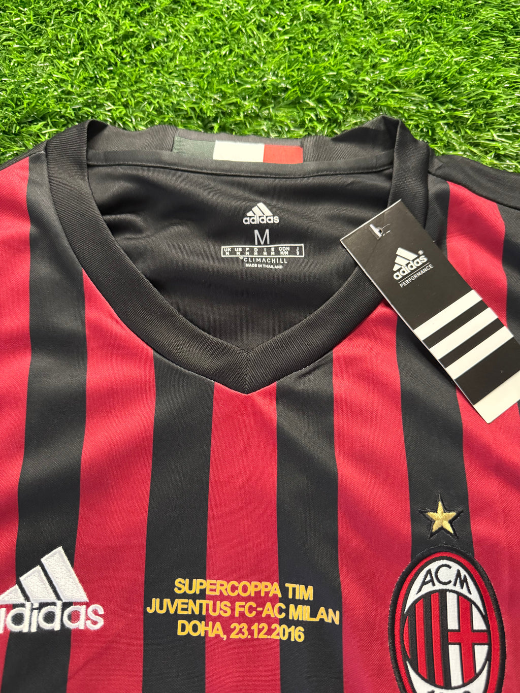 AC Milan 2016/17 Home Jersey (Supercoppa 2016 Print)