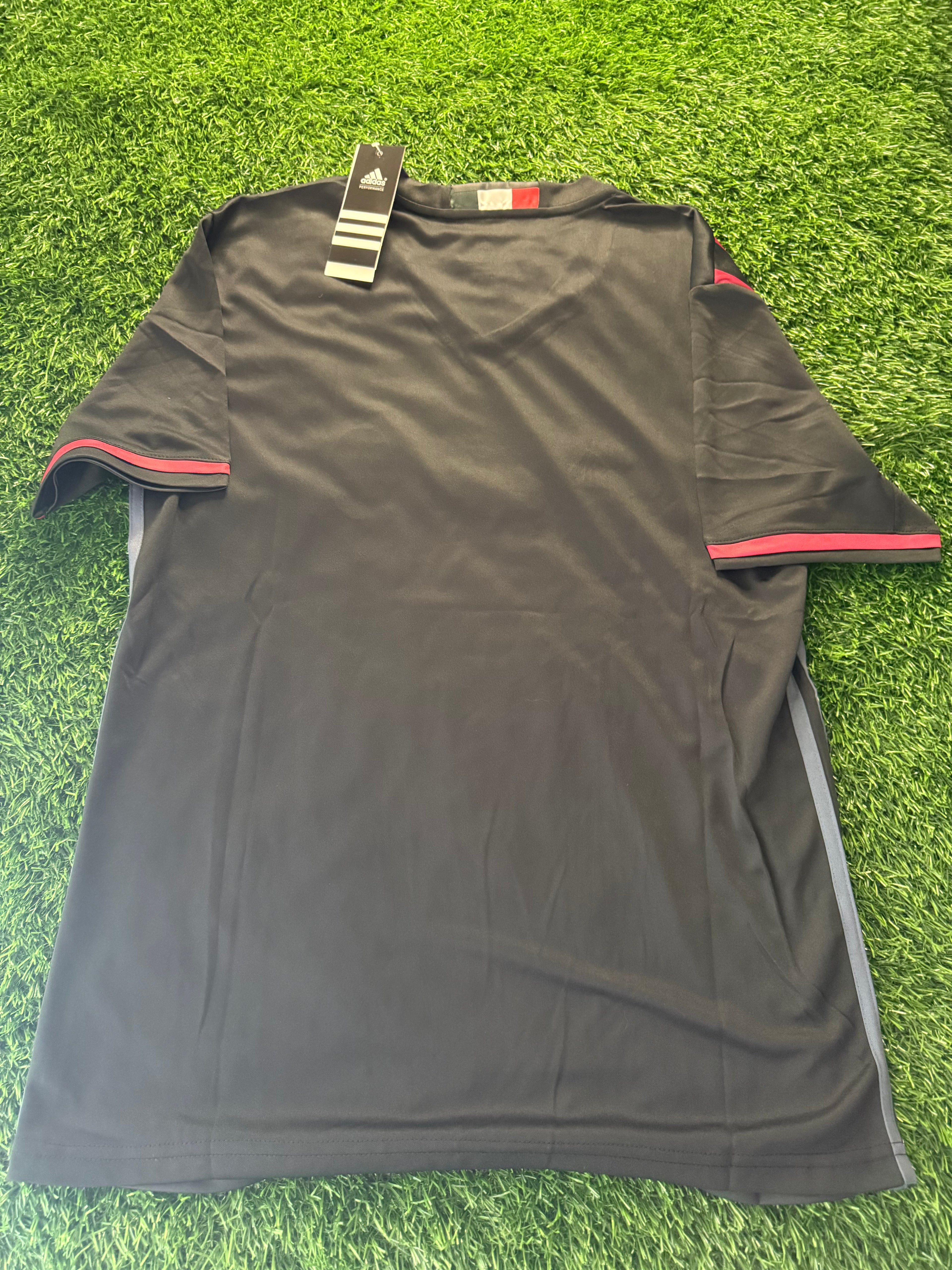 AC Milan 2016/17 Home Jersey (Supercoppa 2016 Print)