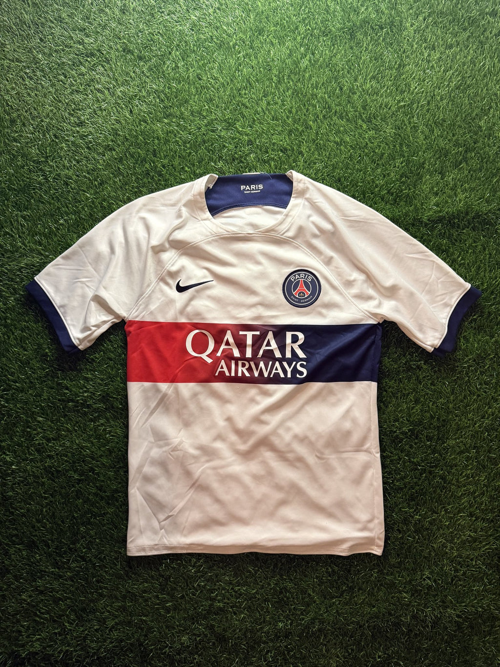 Paris Saint-Germain White Away Jersey