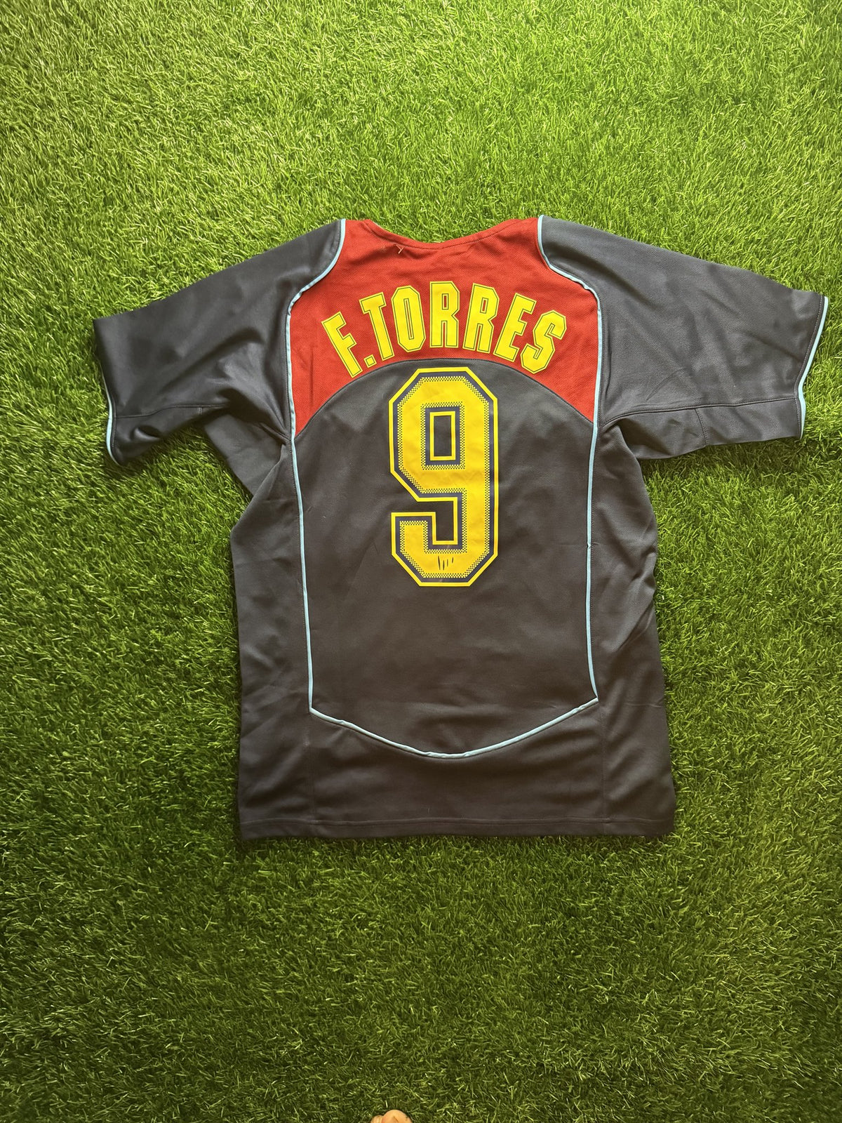 Atlético Madrid Retro Spider-Man Jersey – F. Torres #9