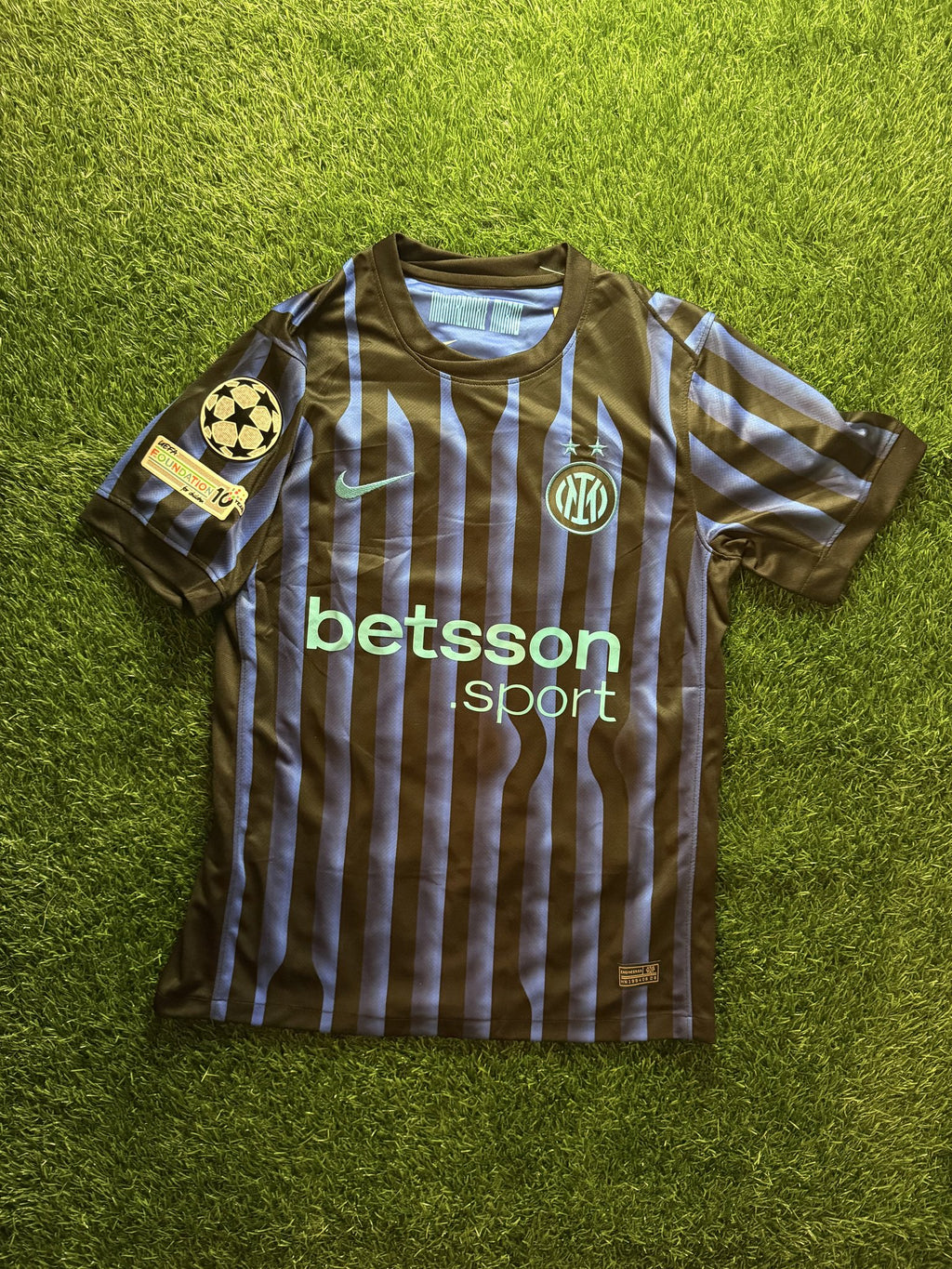 Inter Milan 2024/25 Home Jersey – Lautaro #10 (UCL Patch)