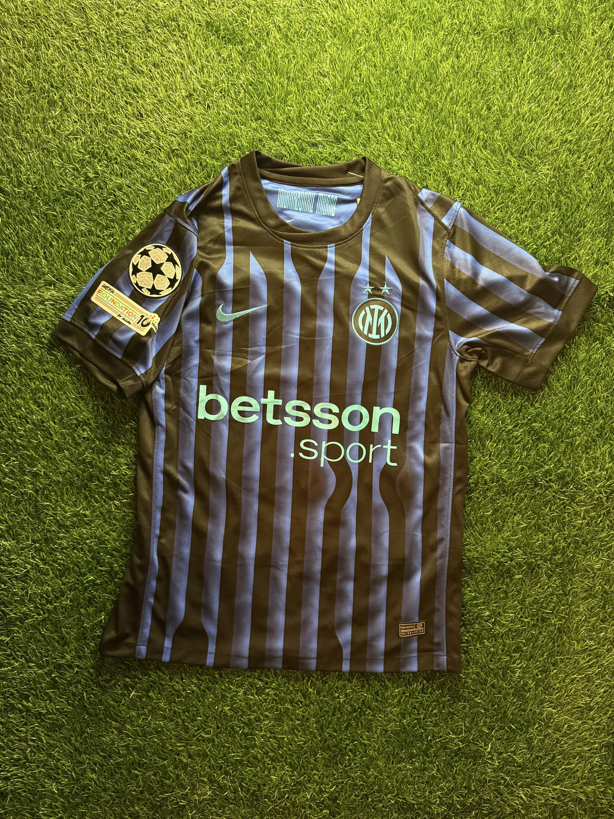 Inter Milan 2024/25 Home Jersey – Lautaro #10 (UCL Patch)