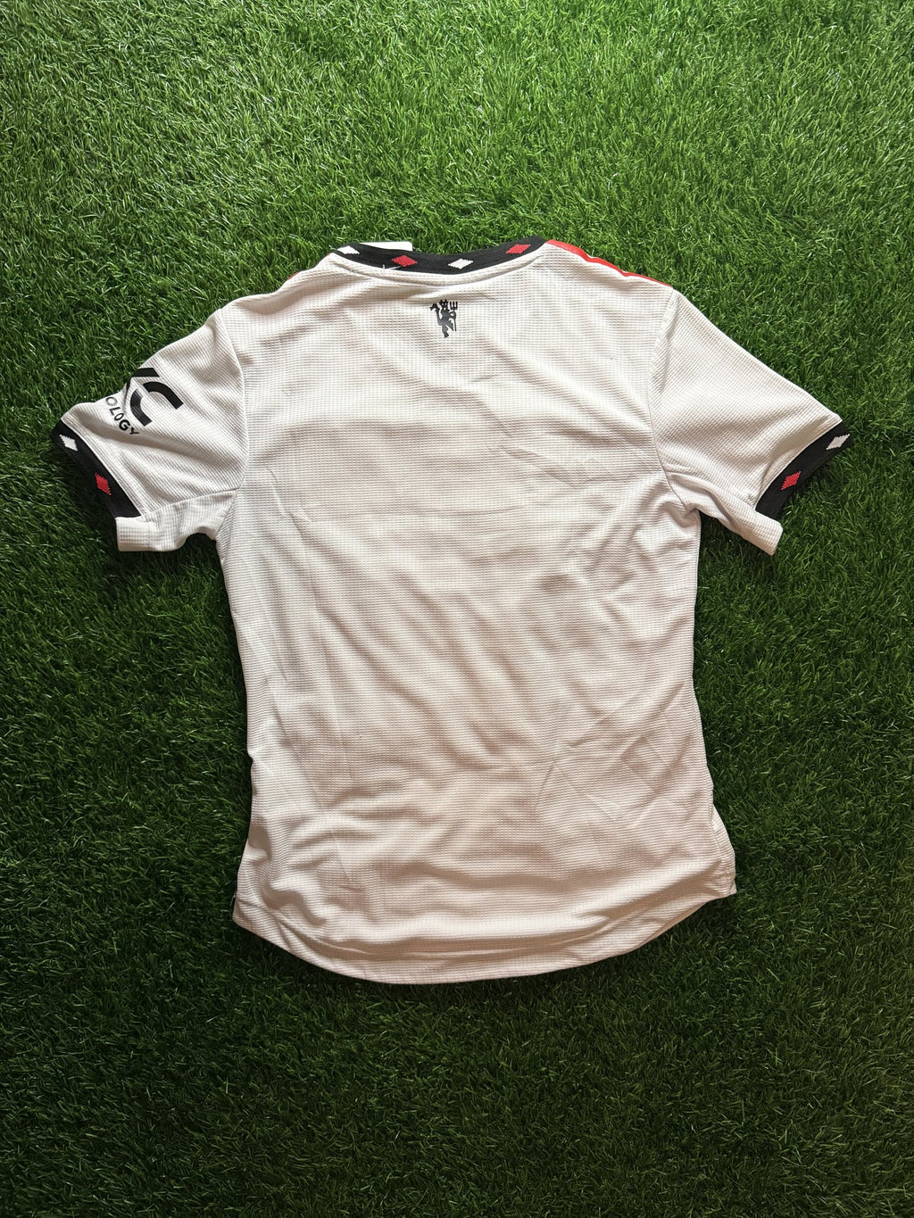 Manchester United 2022/23 White Away Jersey