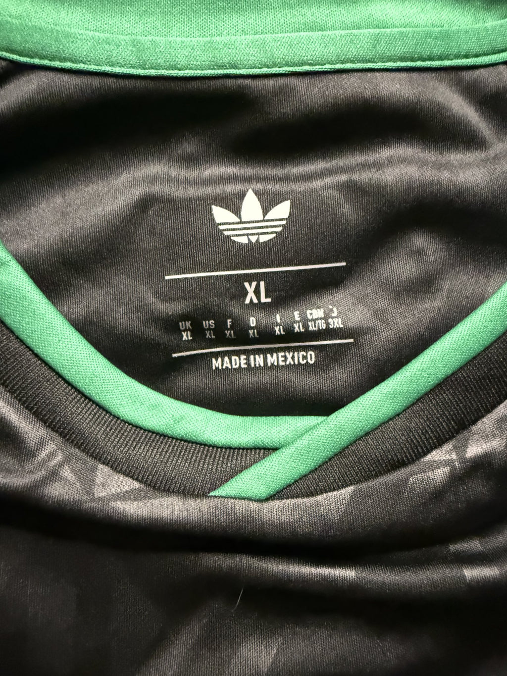 Mexico 2026 Black Jersey – Giménez