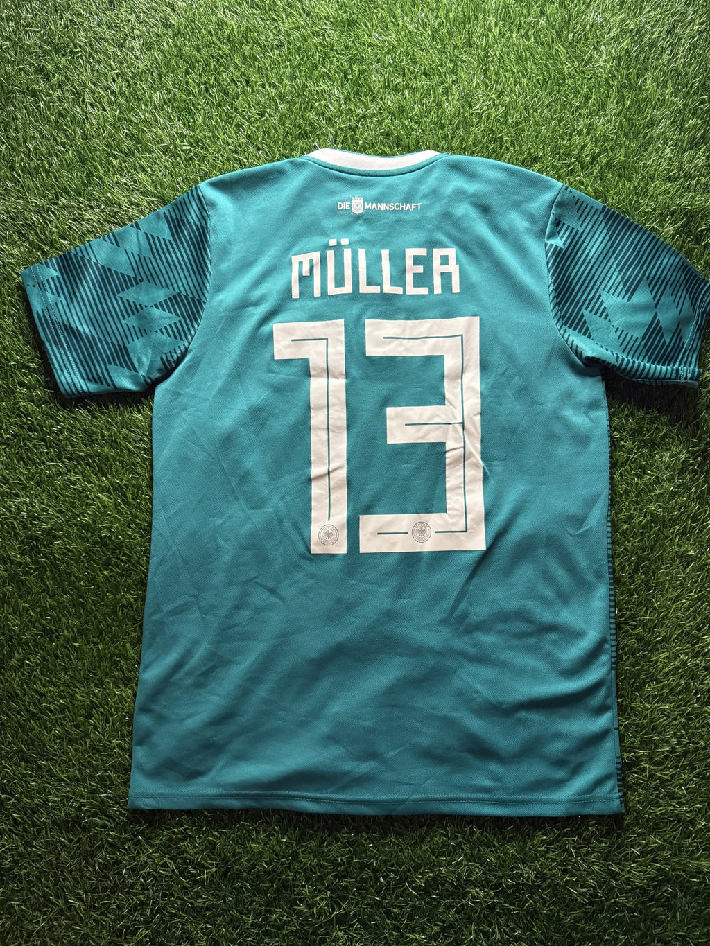 Germany 2018 World Cup Away Jersey – Müller #13