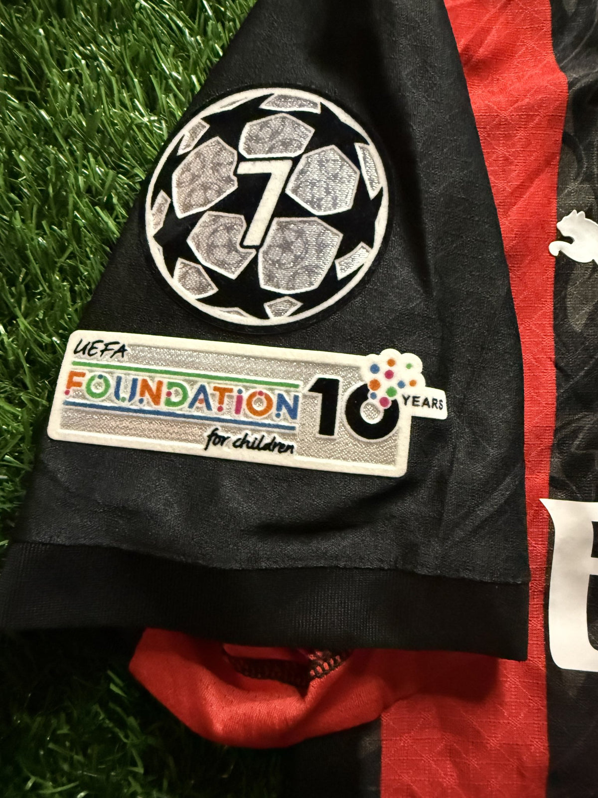 AC Milan 2024/25 Home Jersey – Pulisic #11 (UCL Patch)