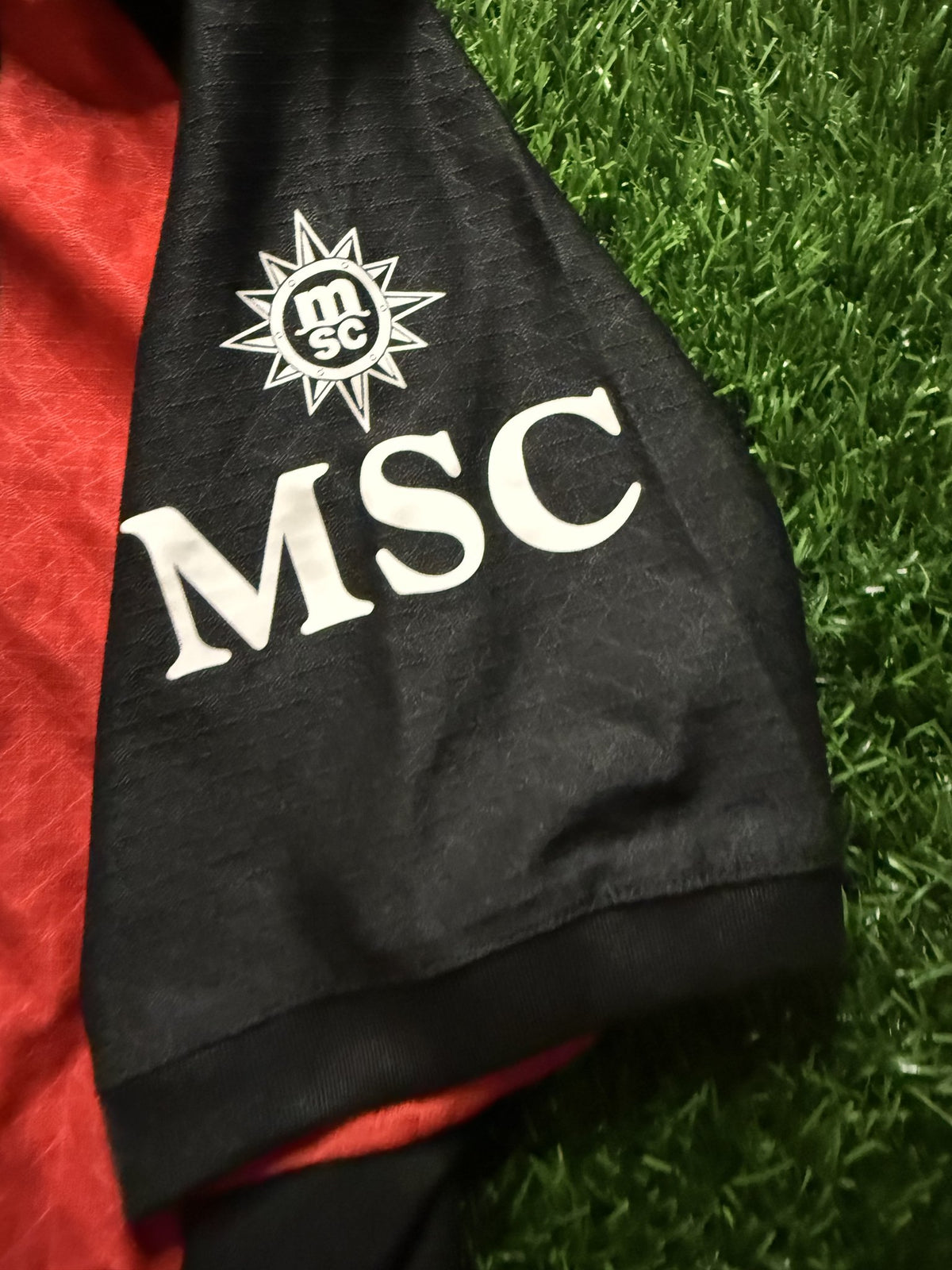 AC Milan 2024/25 Home Jersey – Pulisic #11 (UCL Patch)