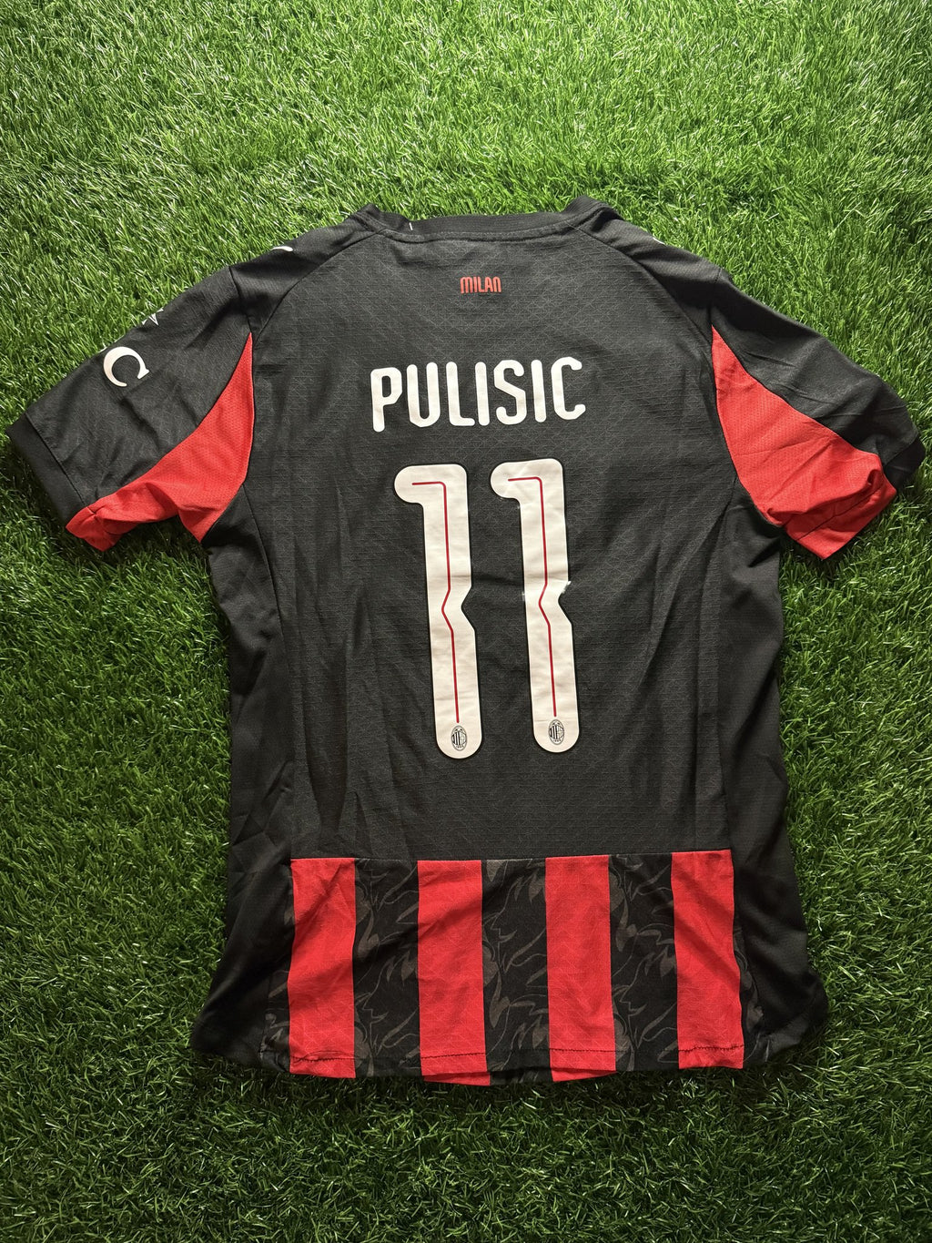 AC Milan 2024/25 Home Jersey – Pulisic #11 (UCL Patch)