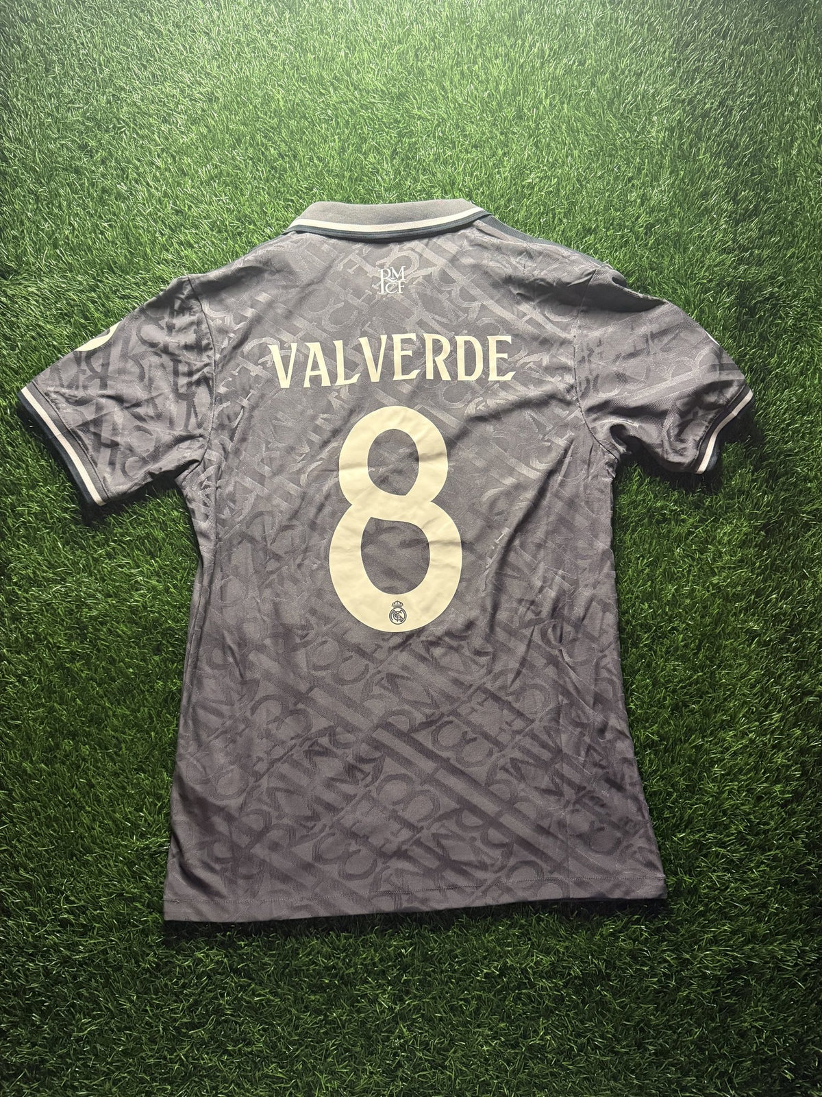 Real Madrid 2024/25 Third Jersey – Valverde #8 (La Liga Champions Patch)