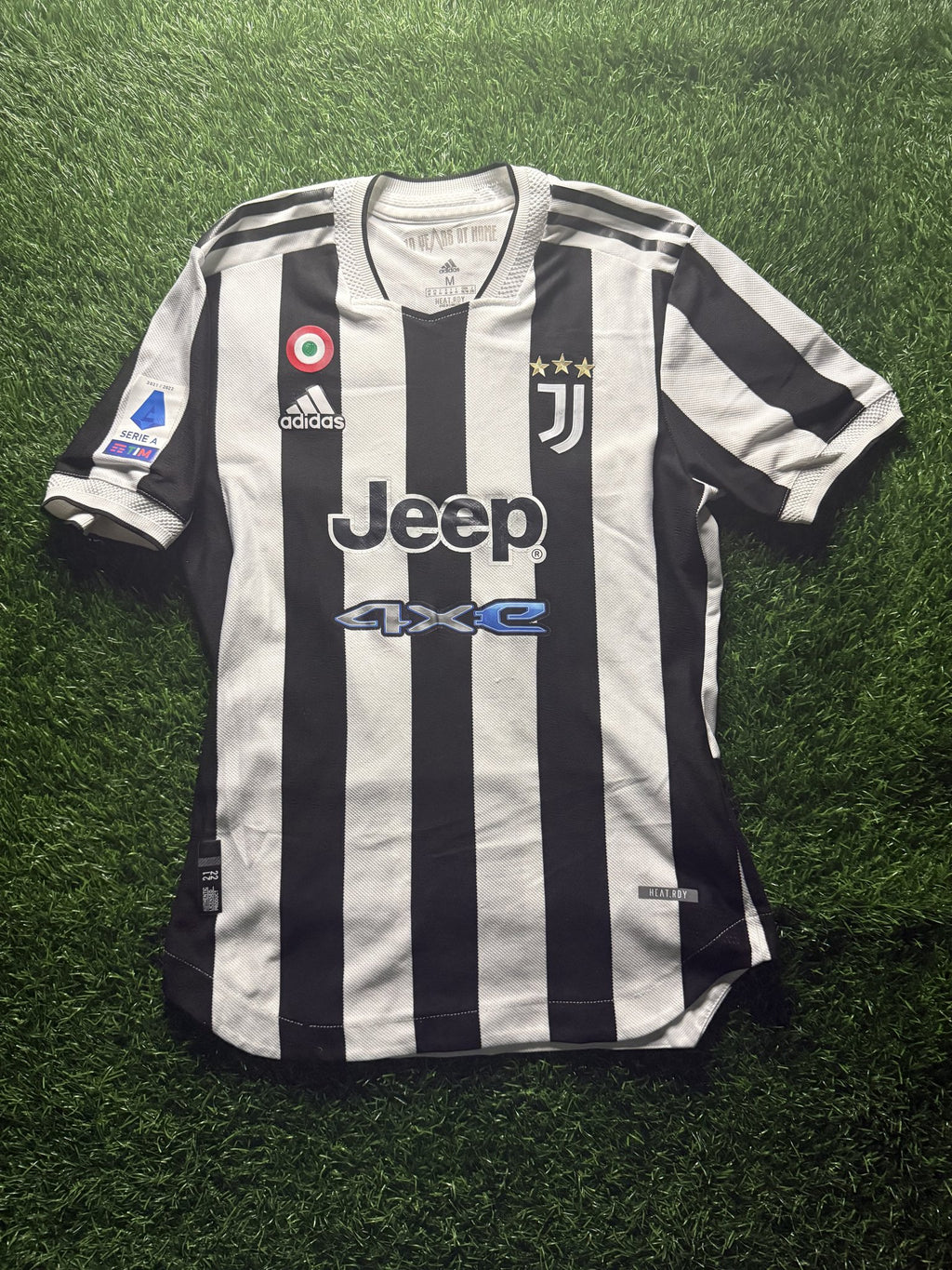 Juventus 2021/22 Home Jersey – Chiesa #22