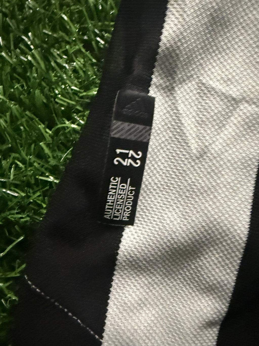 Juventus 2021/22 Home Jersey – Chiesa #22