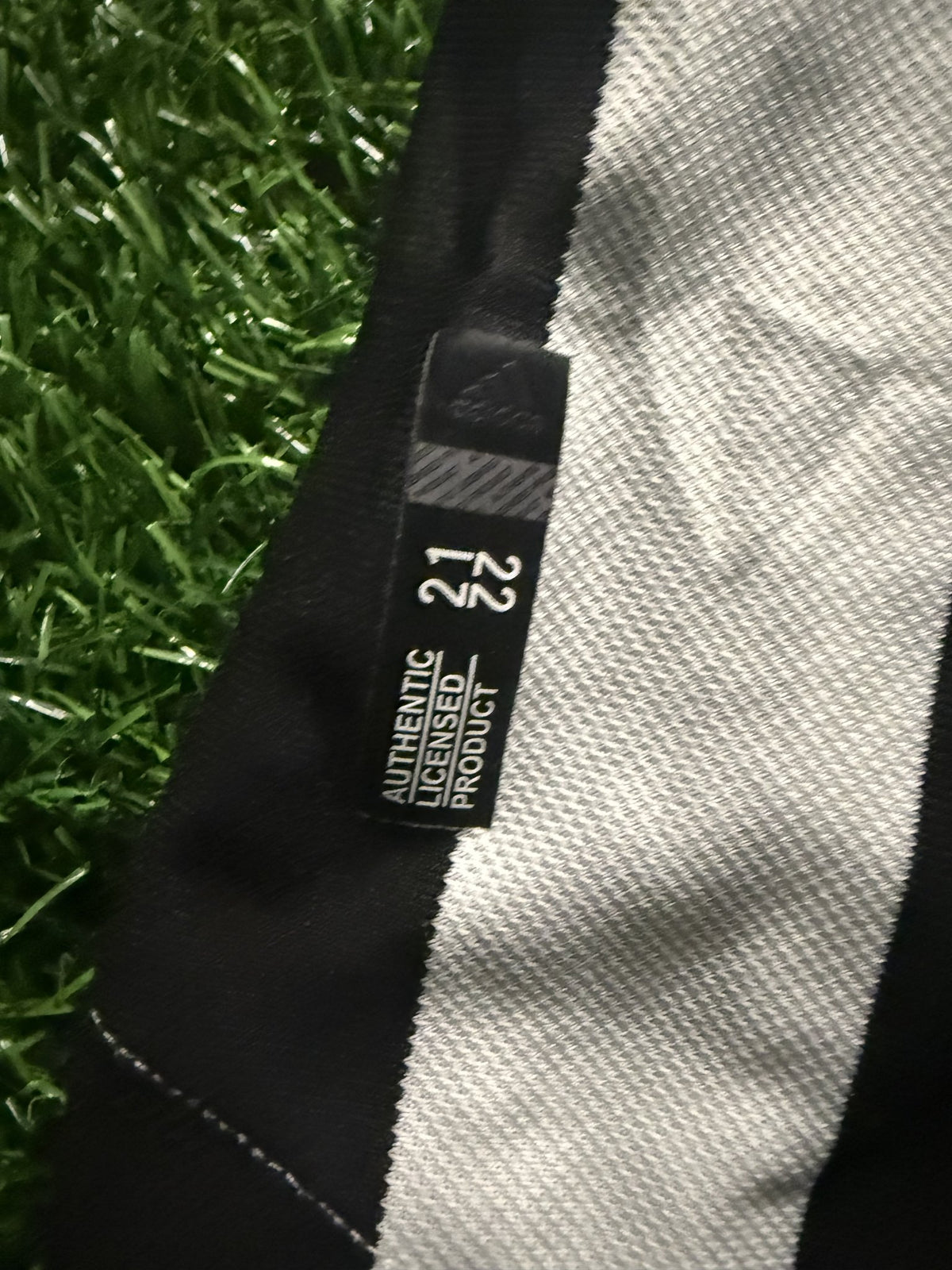 Juventus 2021/22 Home Jersey – Chiesa #22