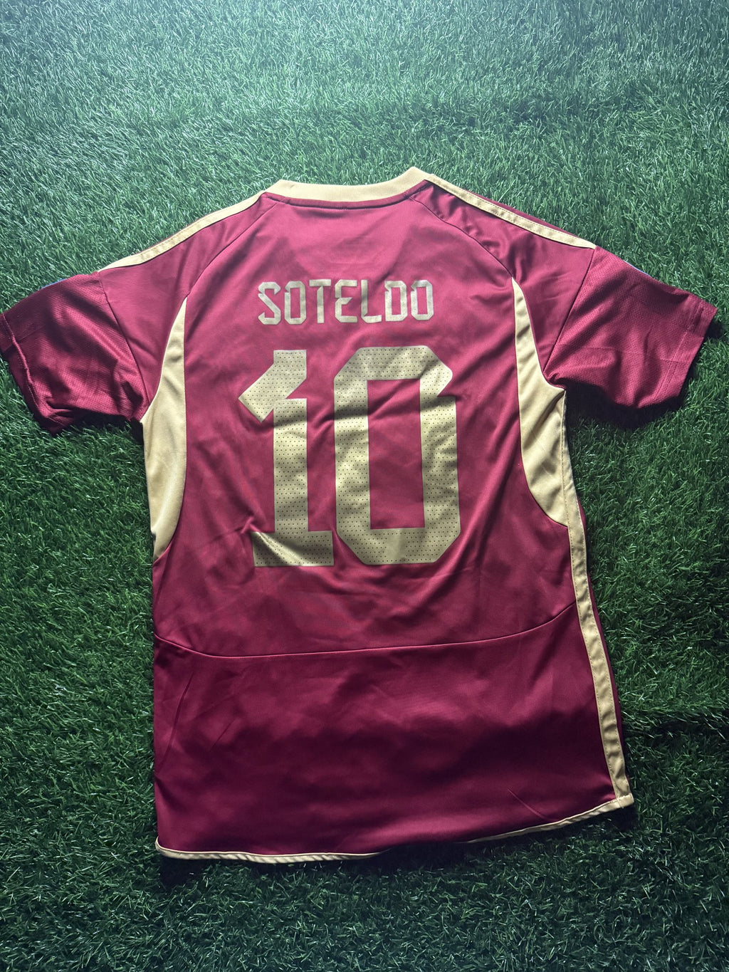 Venezuela 2024 Copa América Home Jersey – Soteldo #10
