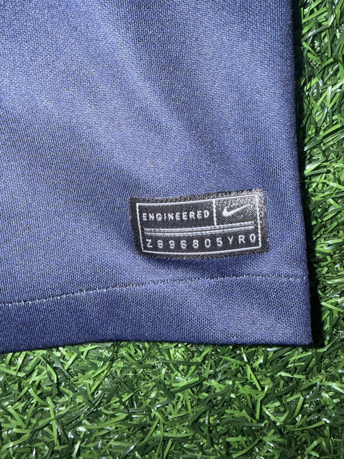 Paris Saint-Germain 2022/23 Home Jersey (GOAT Sleeve Sponsor)