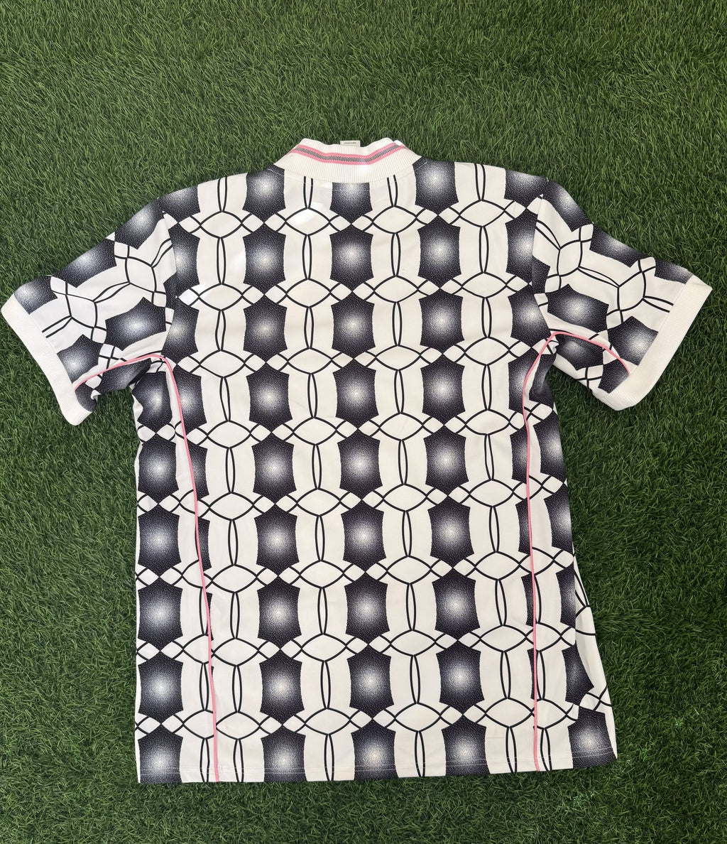 Juventus Special Edition Jersey (Pink Outline)