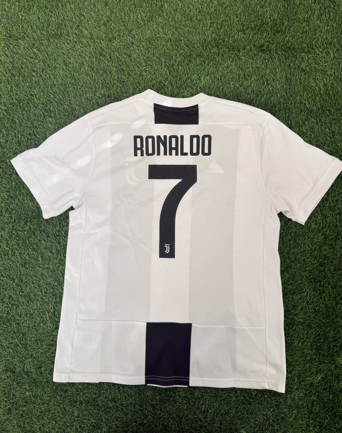 Juventus 2018/19 Home Jersey – Ronaldo #7