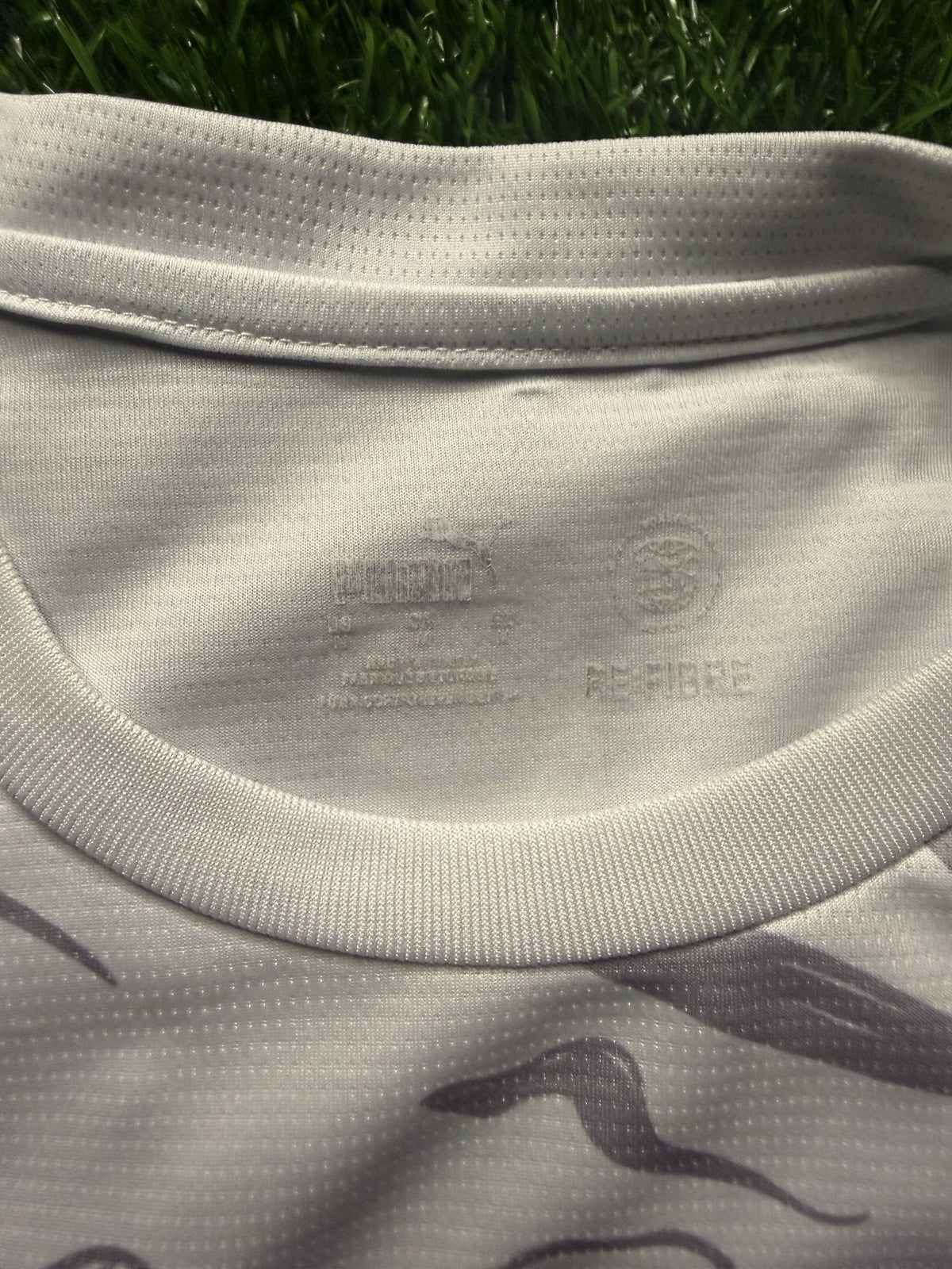 Manchester City Grey Jersey