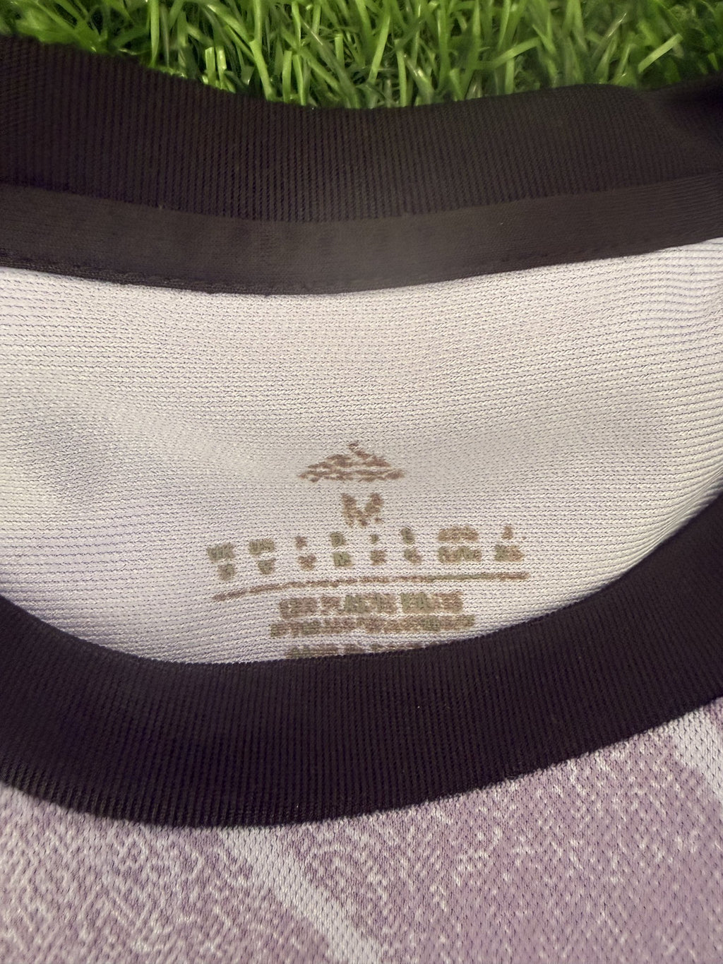 Real Madrid 2022/23 Away Jersey – Benzema #9