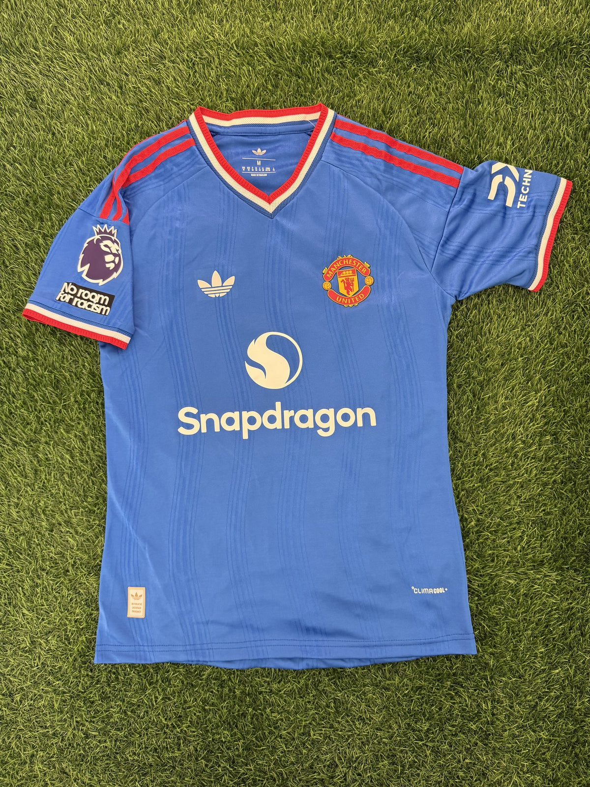 Manchester United 2026/27 Blue Away Jersey – Mbeumo