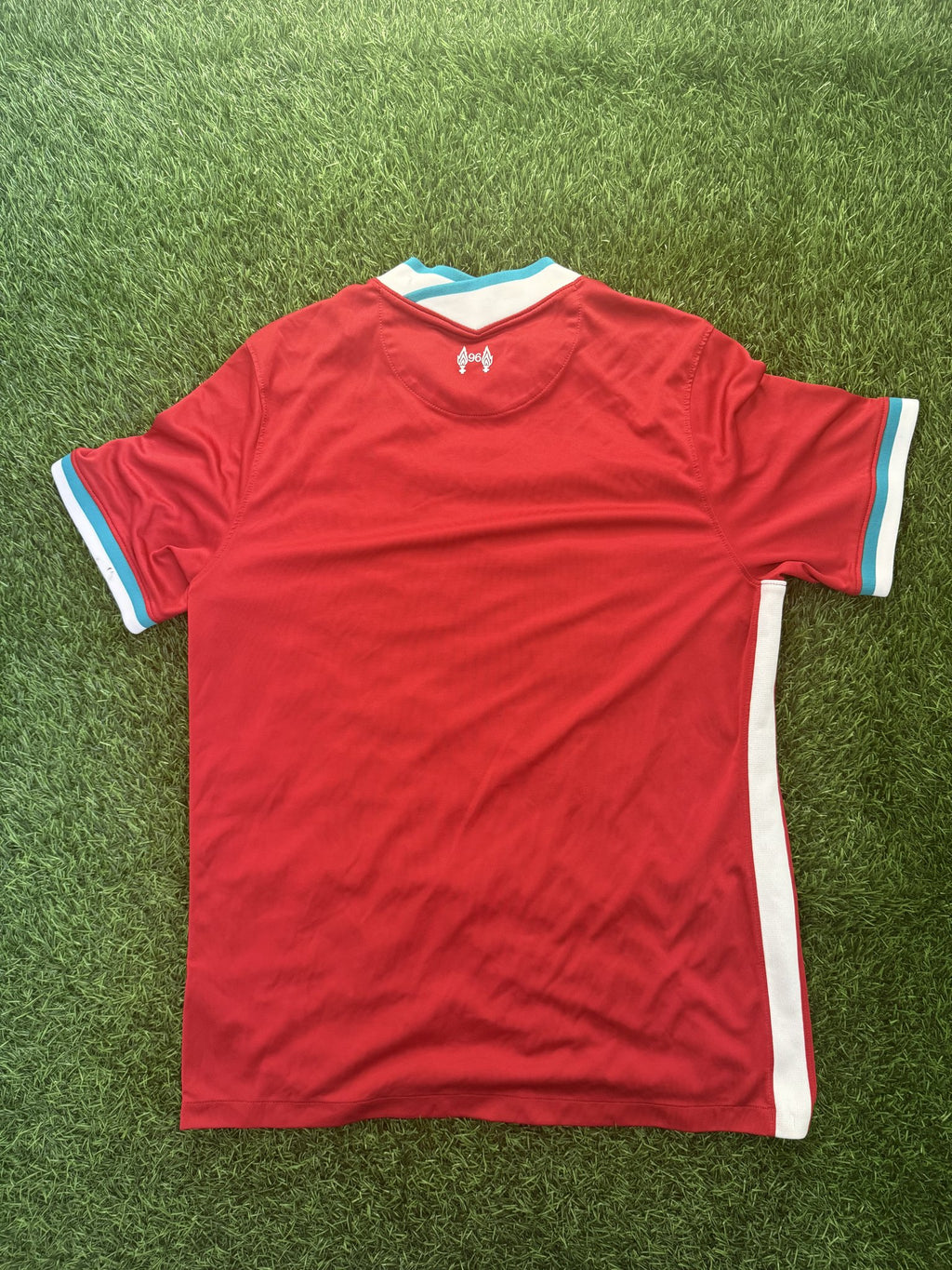 Liverpool 2020/21 Home Jersey (Green Collar)