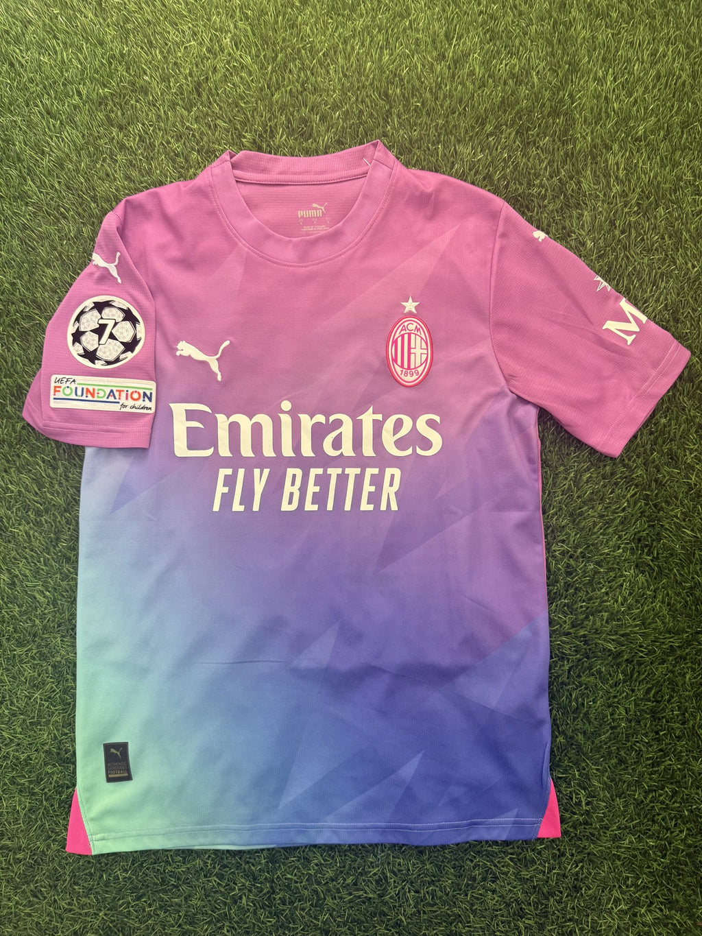 AC Milan 2023/24 Third Jersey – Leão #10