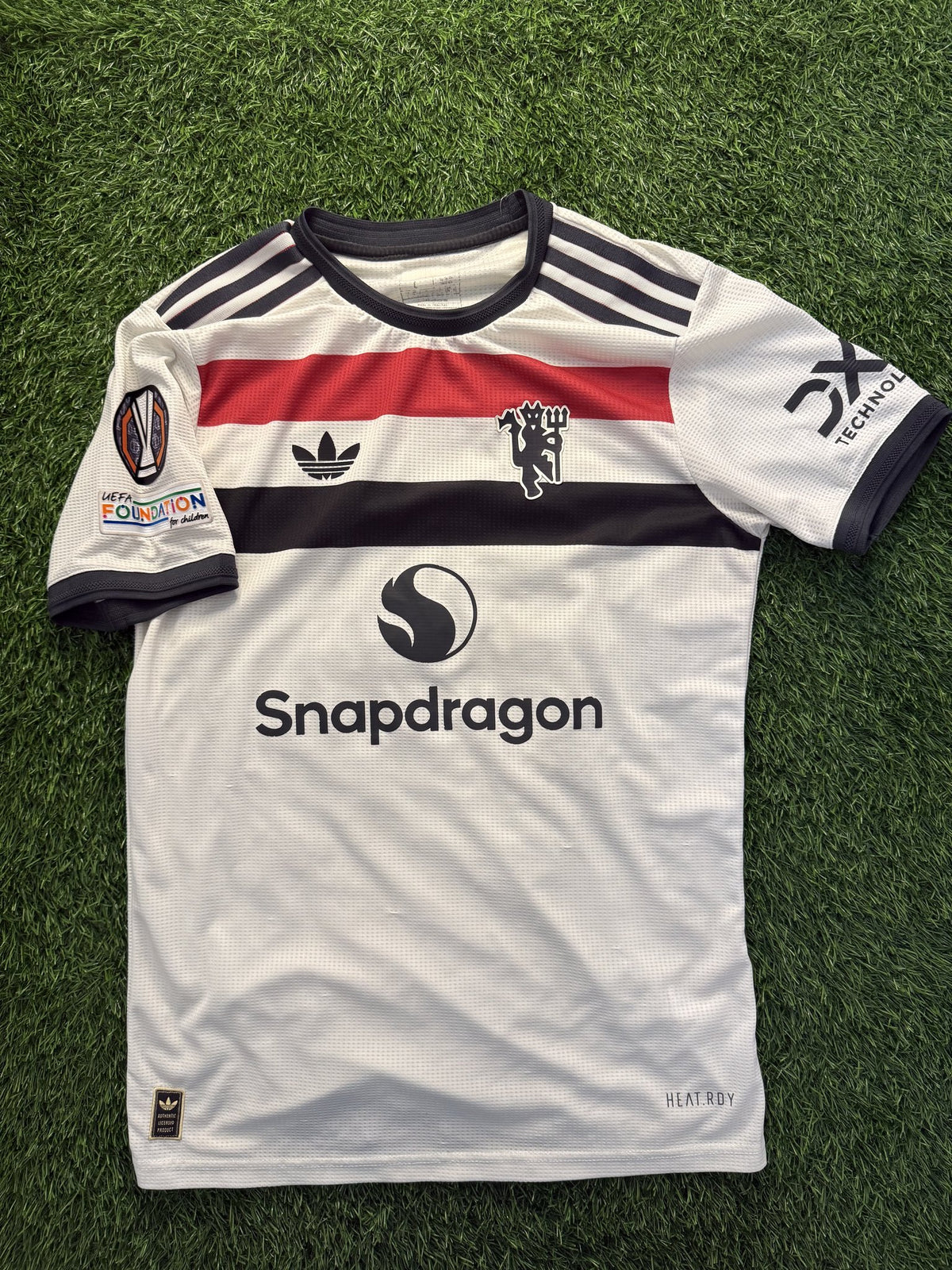 Manchester United 2024/25 Third Jersey – Garnacho #17 (Europa League Patch)
