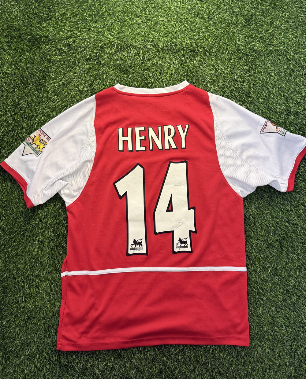 Arsenal 2002/03 Home Jersey (O2 Sponsor) – Henry #14
