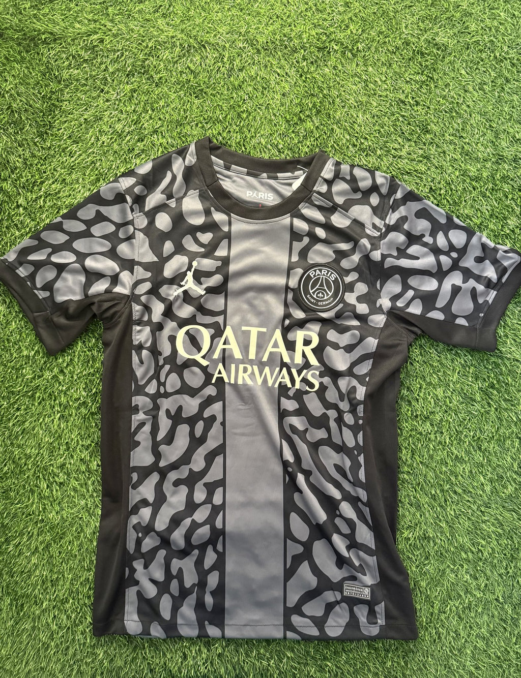 Paris Saint-Germain Black Leopard Print Jersey