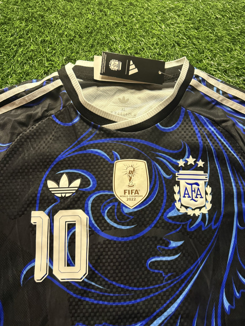 Argentina 2026 Away Jersey – Messi – Player Version