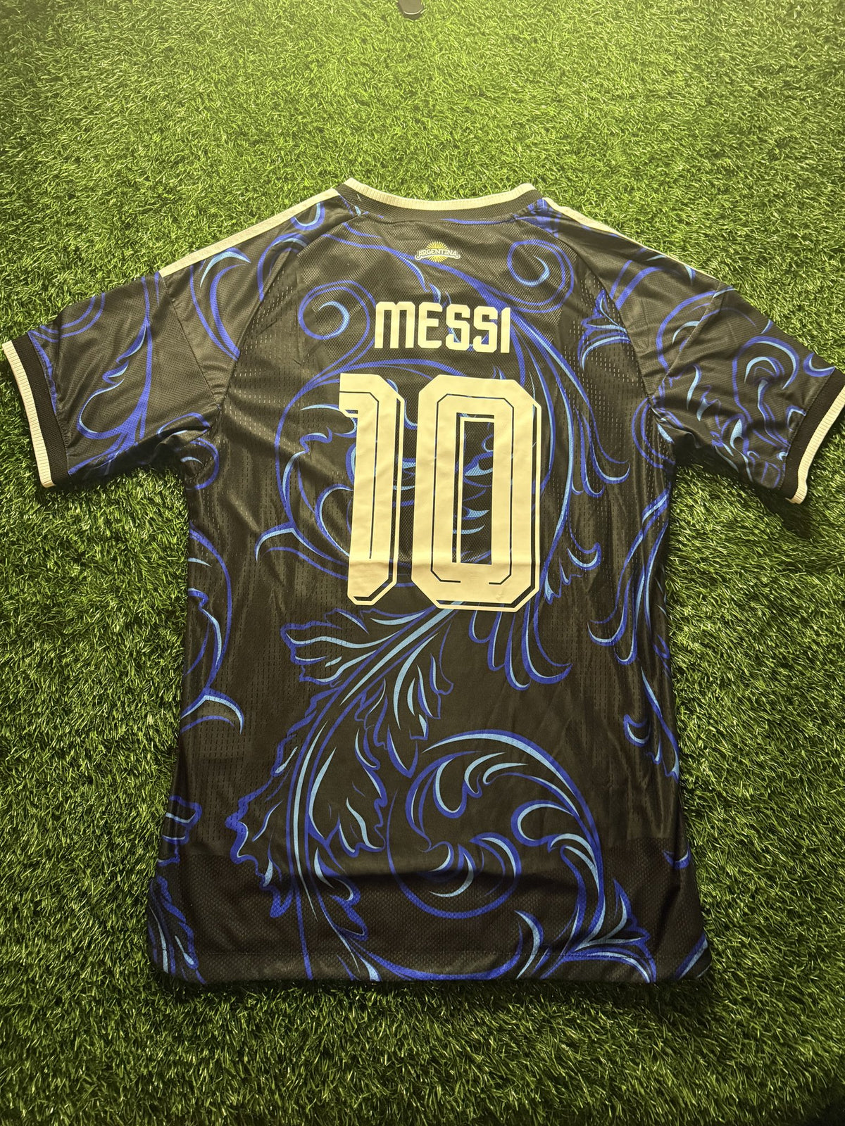 Argentina 2026 Away Jersey – Messi – Player Version