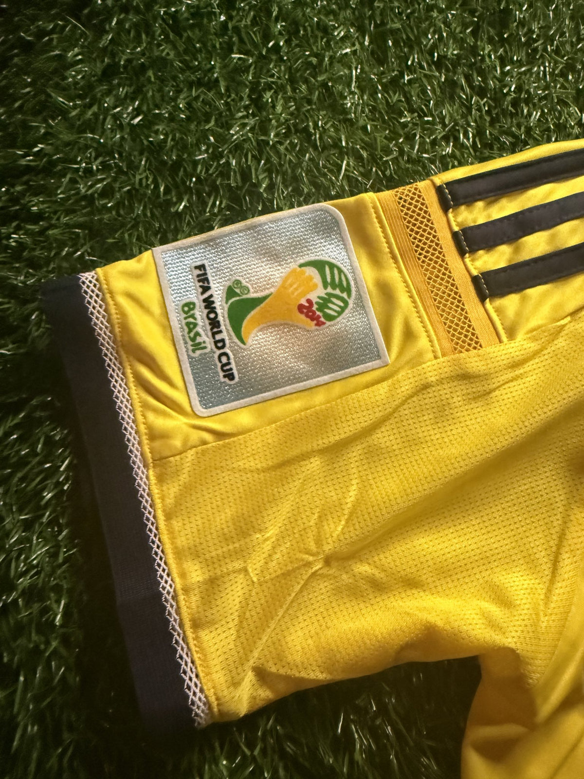Colombia 2014 World Cup Jersey – James Rodríguez