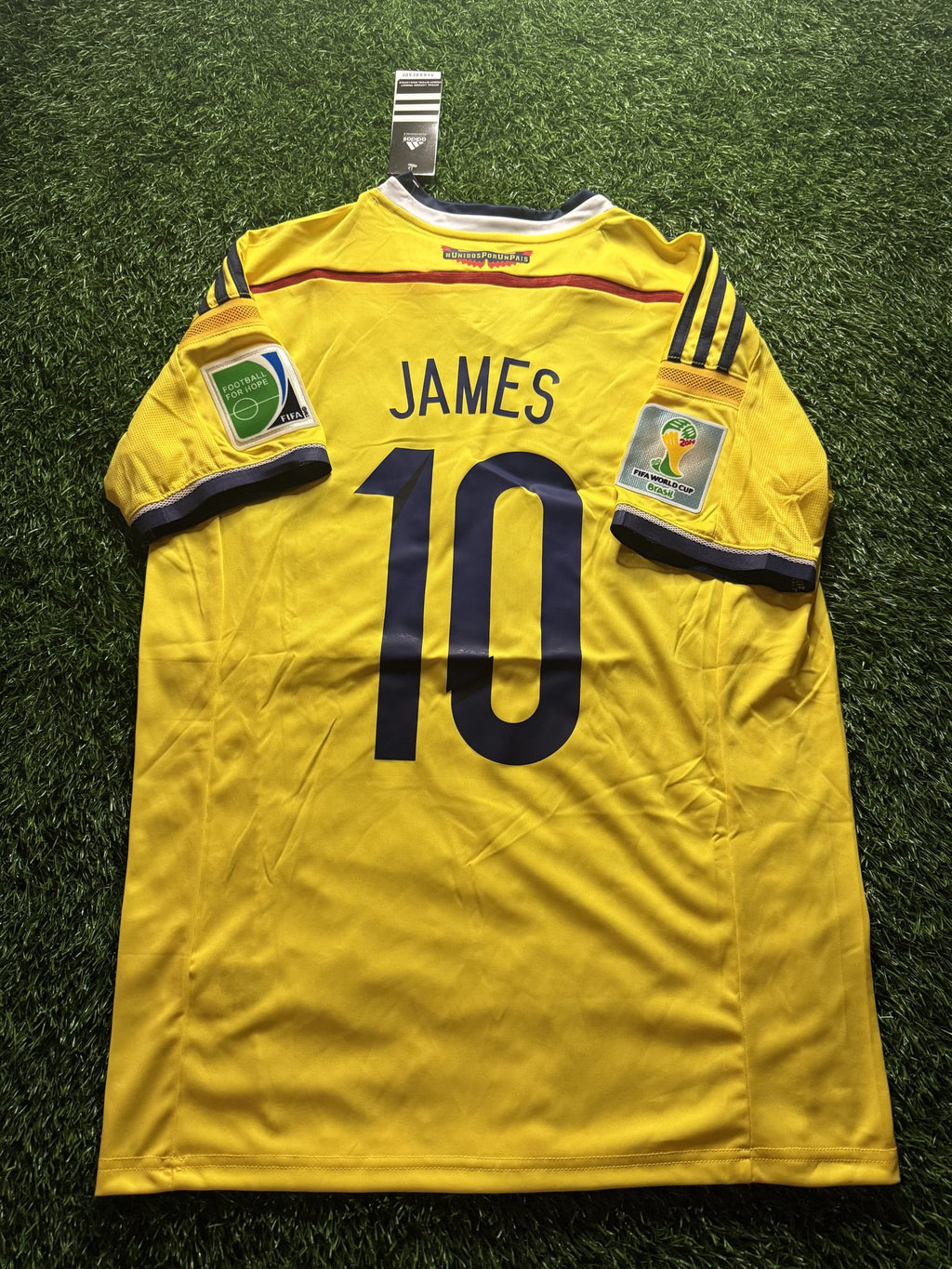 Colombia 2014 World Cup Jersey – James Rodríguez