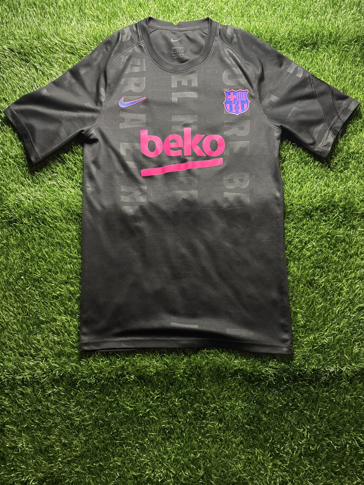 FC Barcelona Black Pre-Match Jersey (Pink Beko Logo)