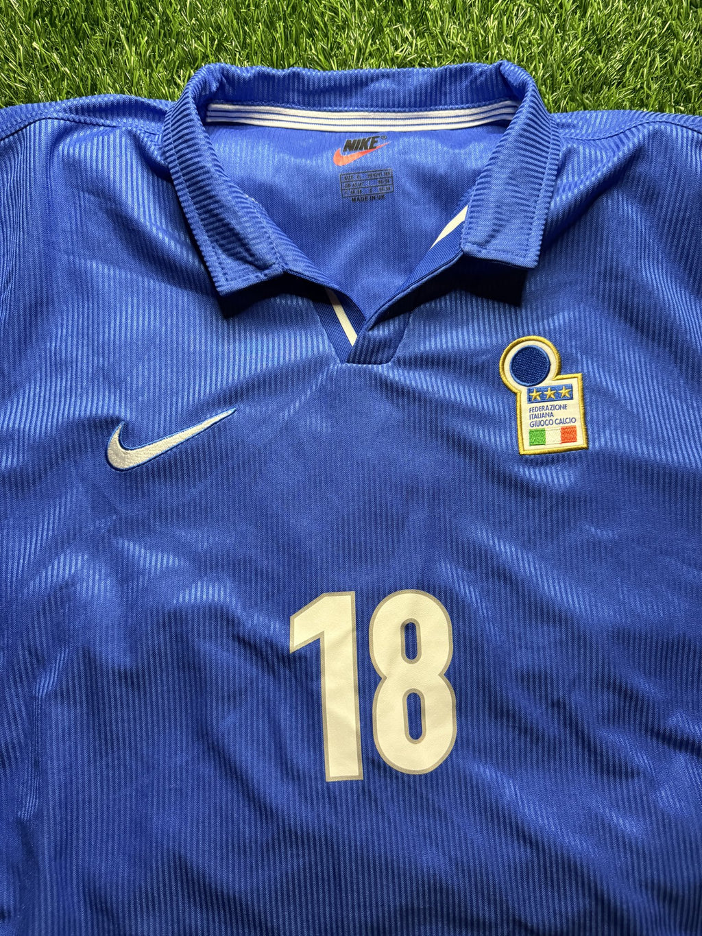 Italy Retro Jersey – Baggio