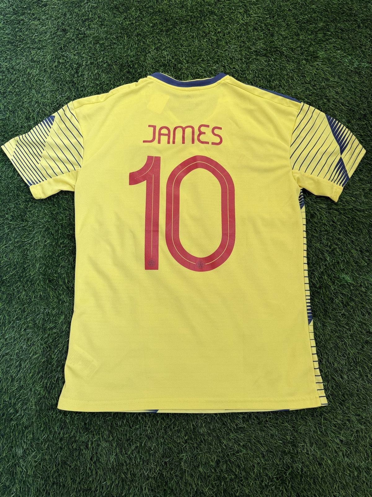 Colombia 2019 Home Jersey – James #10