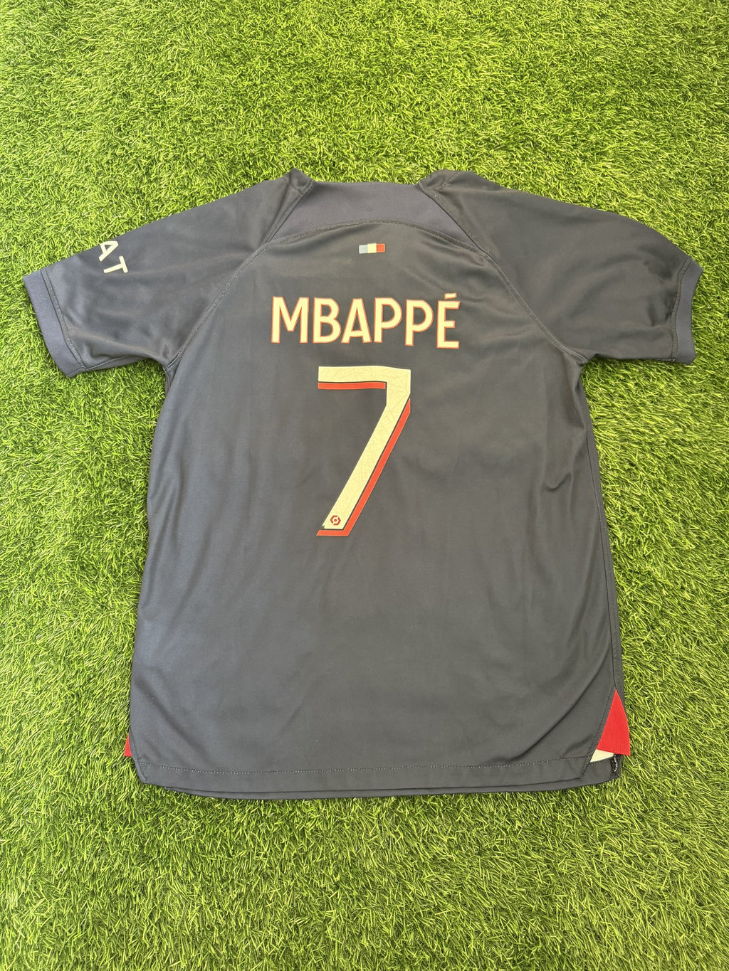 Paris Saint-Germain 2023/24 Home Jersey – Mbappé #7