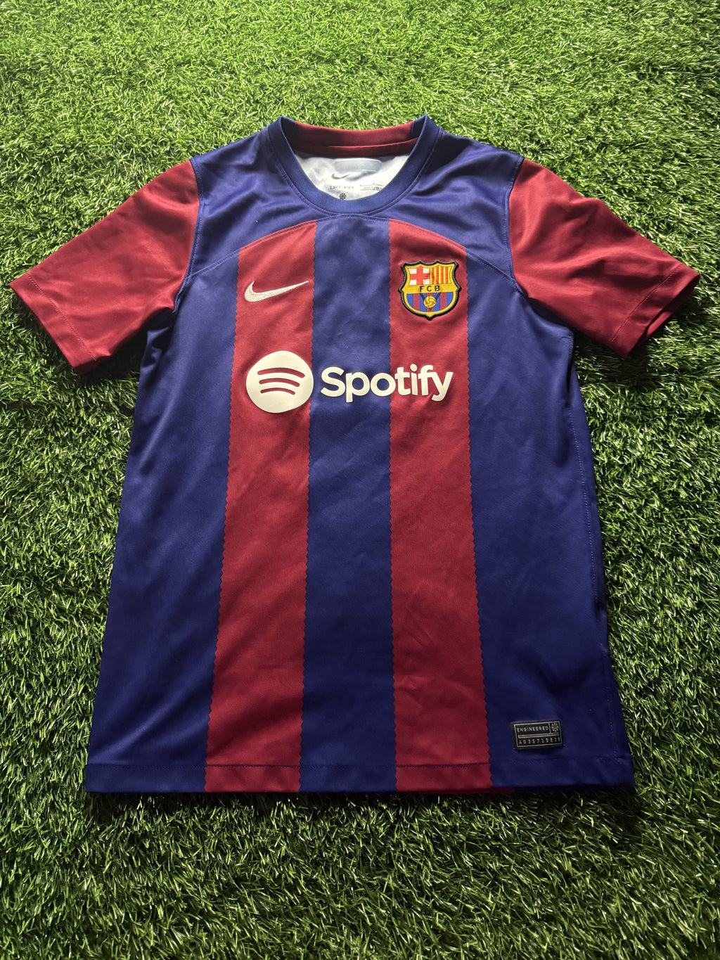 FC Barcelona 2023/24 Home Jersey – Lewandowski #9 (Youth)