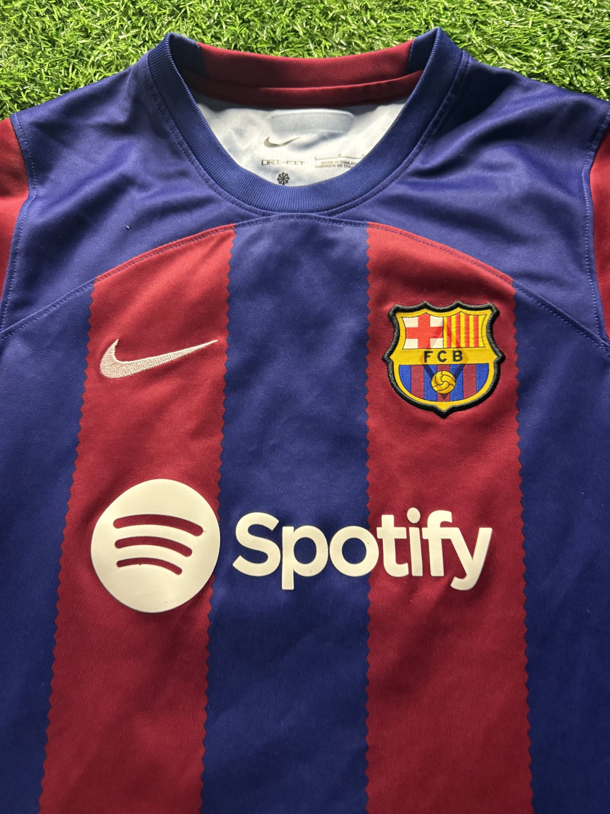 FC Barcelona 2023/24 Home Jersey – Lewandowski #9 (Youth)
