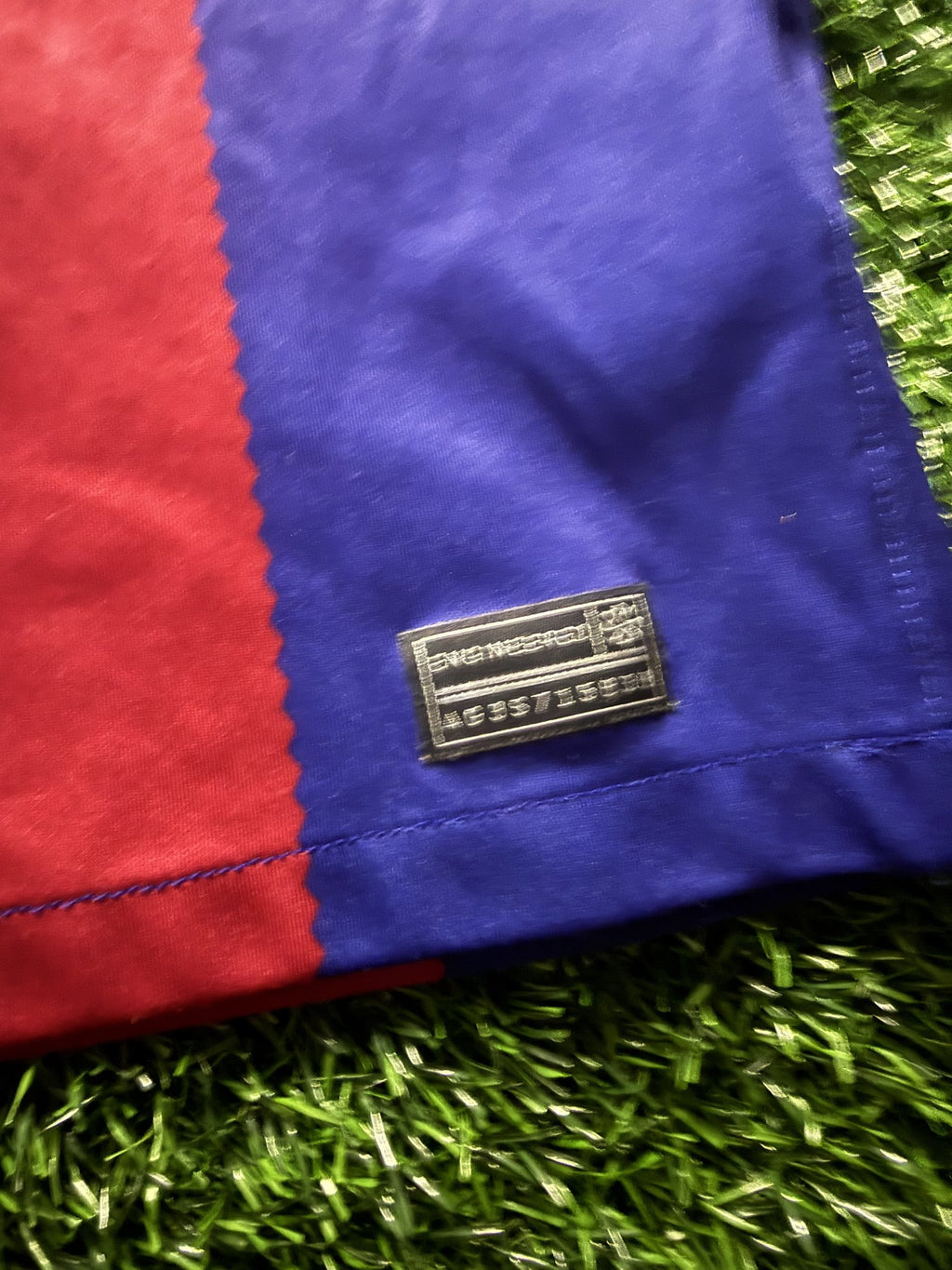 FC Barcelona 2023/24 Home Jersey – Lewandowski #9 (Youth)
