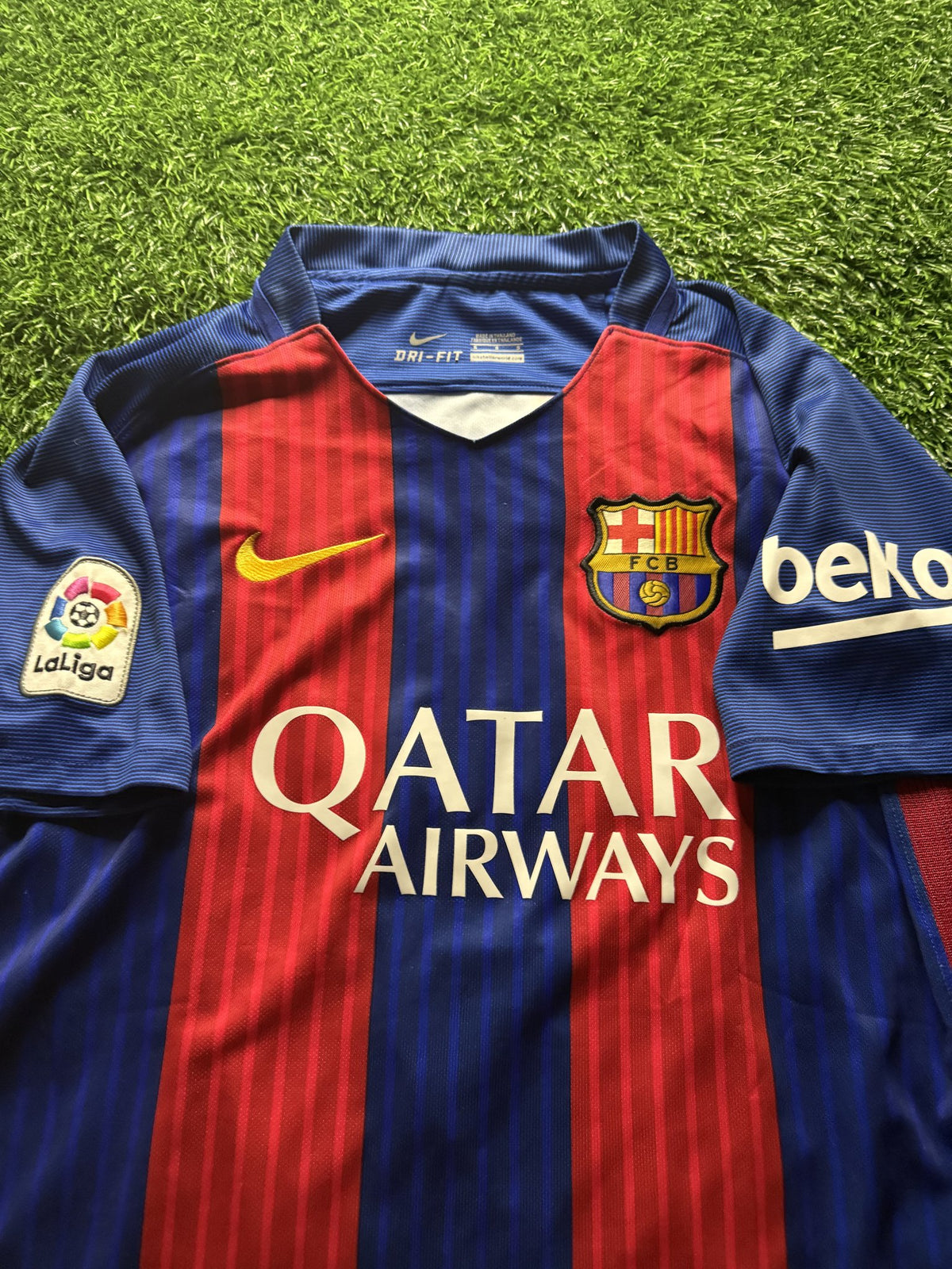 FC Barcelona 2016/17 Home Jersey – Messi