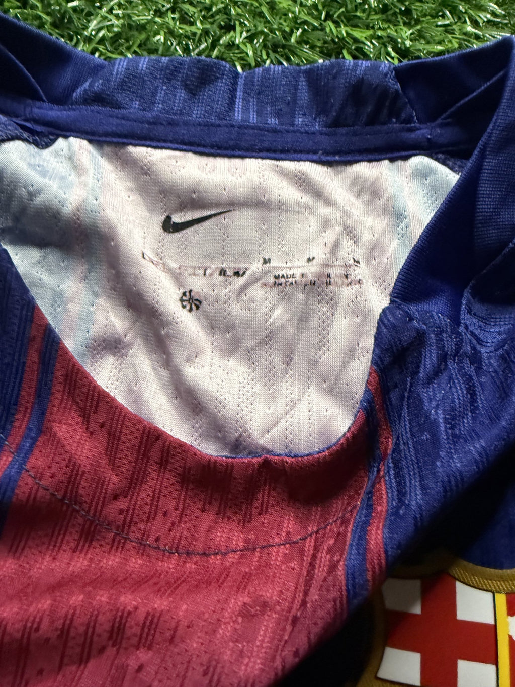 FC Barcelona 2025/26 Jersey – Lamine Yamal – Player Version