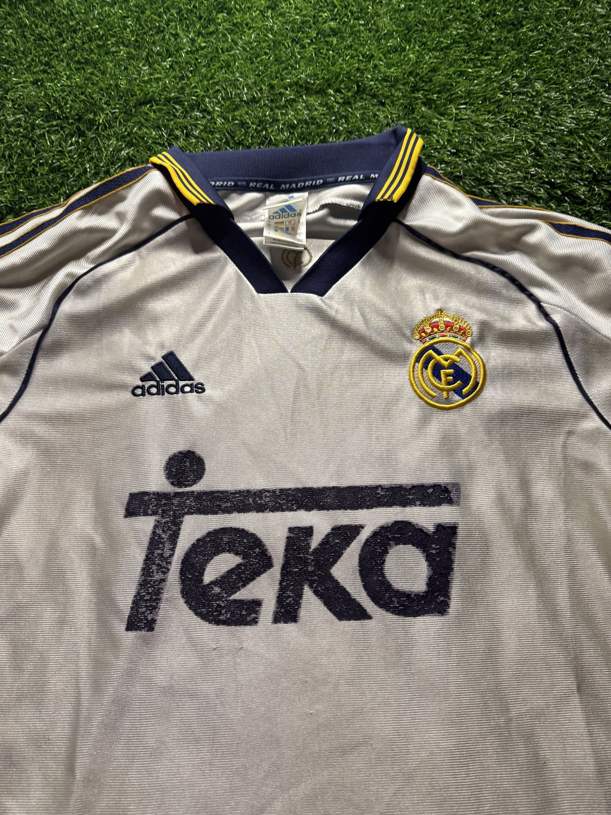 Real Madrid 2002/03 Home Jersey
